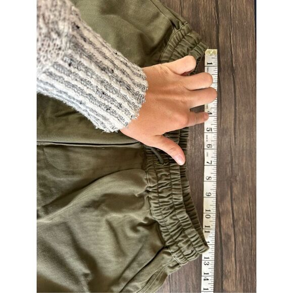 GREI New York NYC Baggy Camp Short Olive Green Paper Bag Short Size L Pull On - Picture 7 of 10